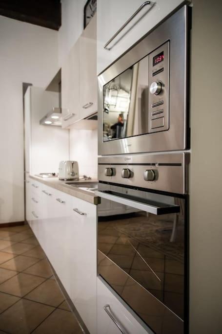 Piazza Erbe Luxury Apartment Verona Exterior foto